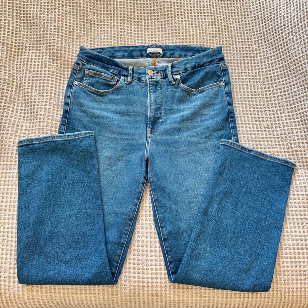 Good American Good Legs Straight Jeans • Size 15 • Indigo397 Wash